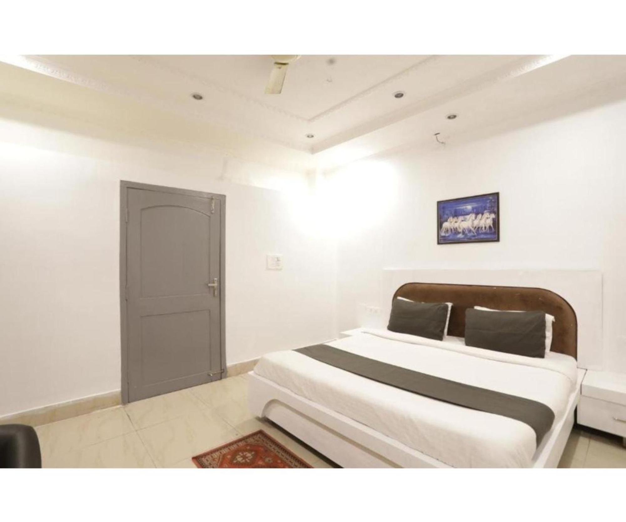 Day S Inn Luxury Stay Near Care Hospital In Budget Friendly Price Best Seller Bhubaneswar Eksteriør billede