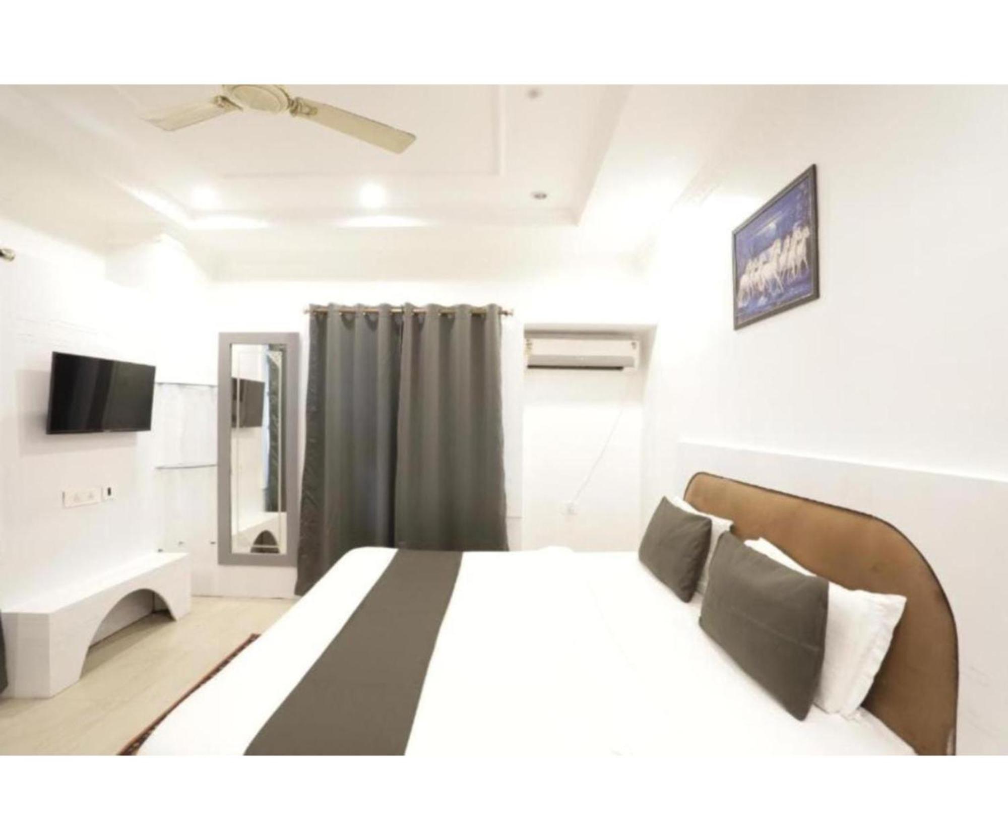Day S Inn Luxury Stay Near Care Hospital In Budget Friendly Price Best Seller Bhubaneswar Eksteriør billede