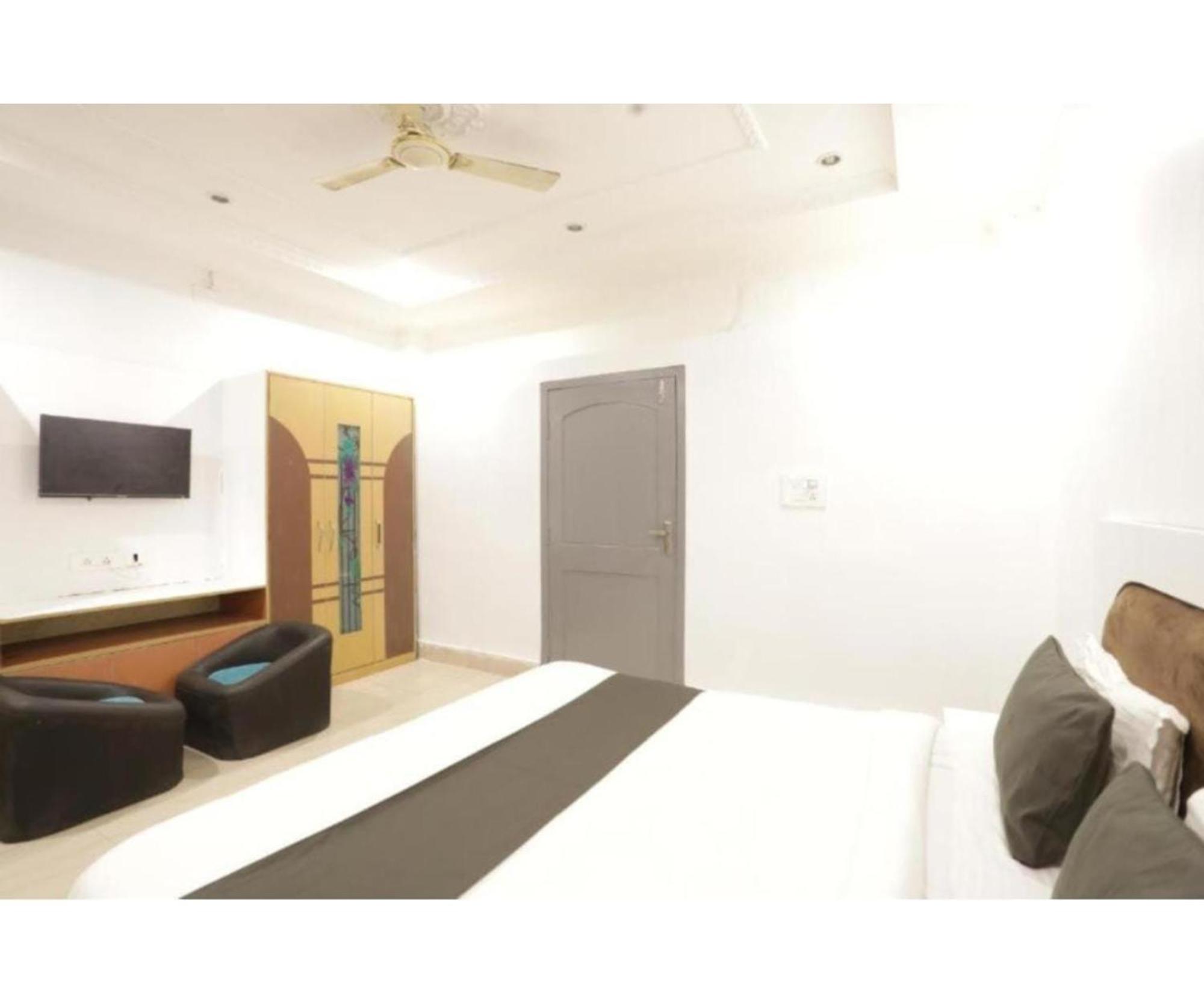 Day S Inn Luxury Stay Near Care Hospital In Budget Friendly Price Best Seller Bhubaneswar Eksteriør billede